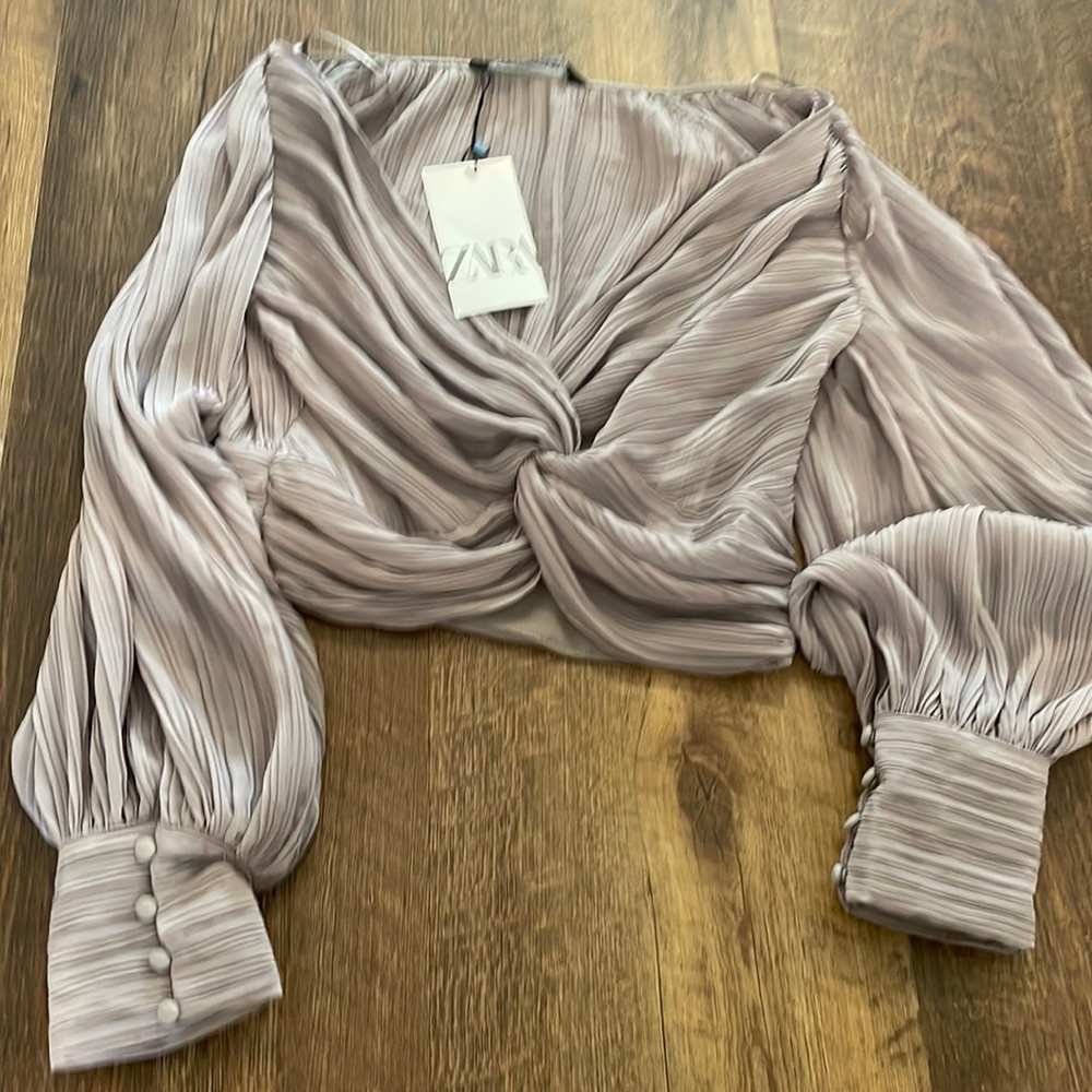 Zara gray NWT deep v top